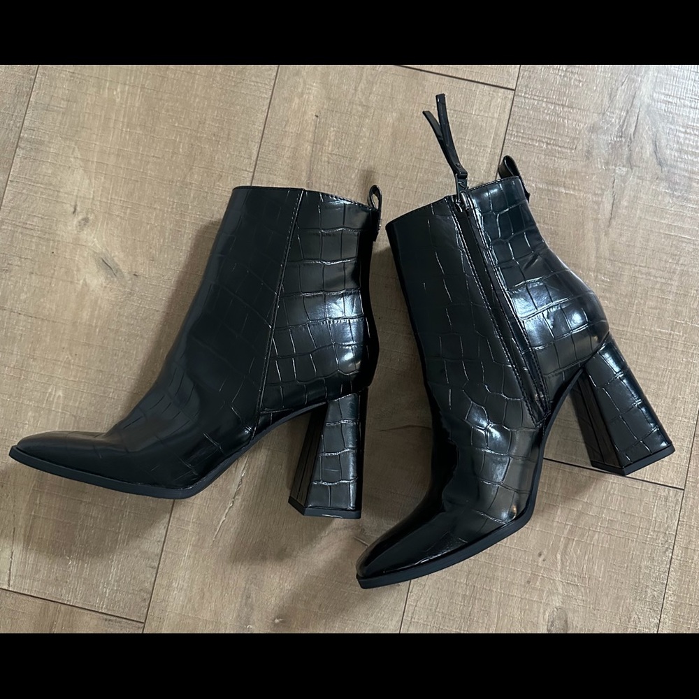 Black chunky heel boots